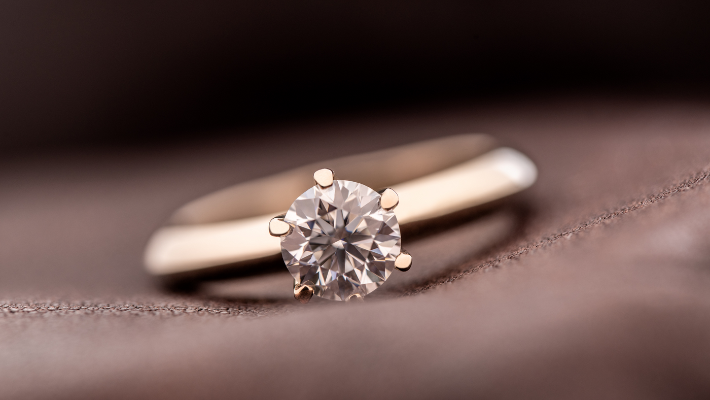 How to Start Engagement Ring Shopping